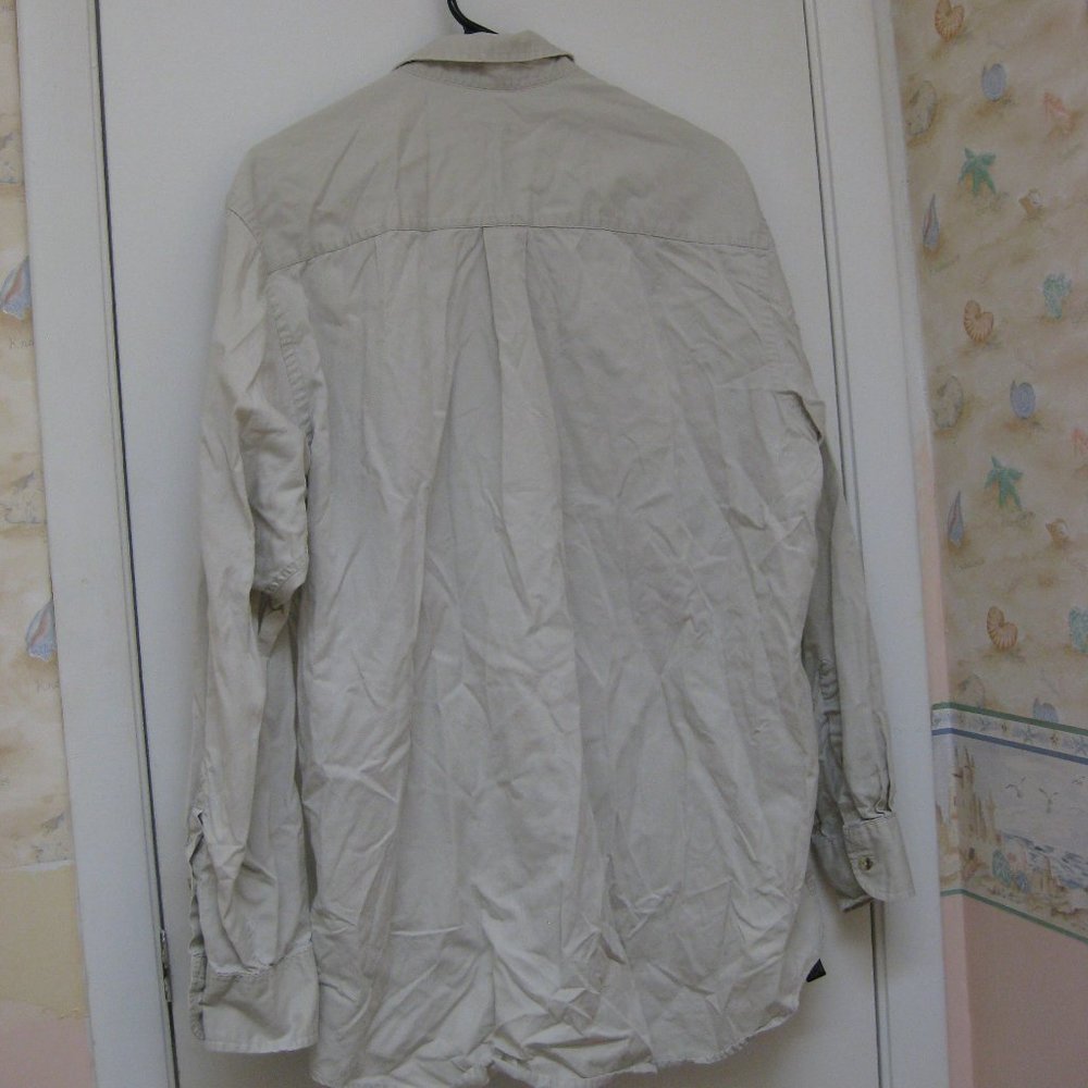 EUC Van Heusen khaki tan beige twill shirt 16.5 34 35 - Picture 2 of 3